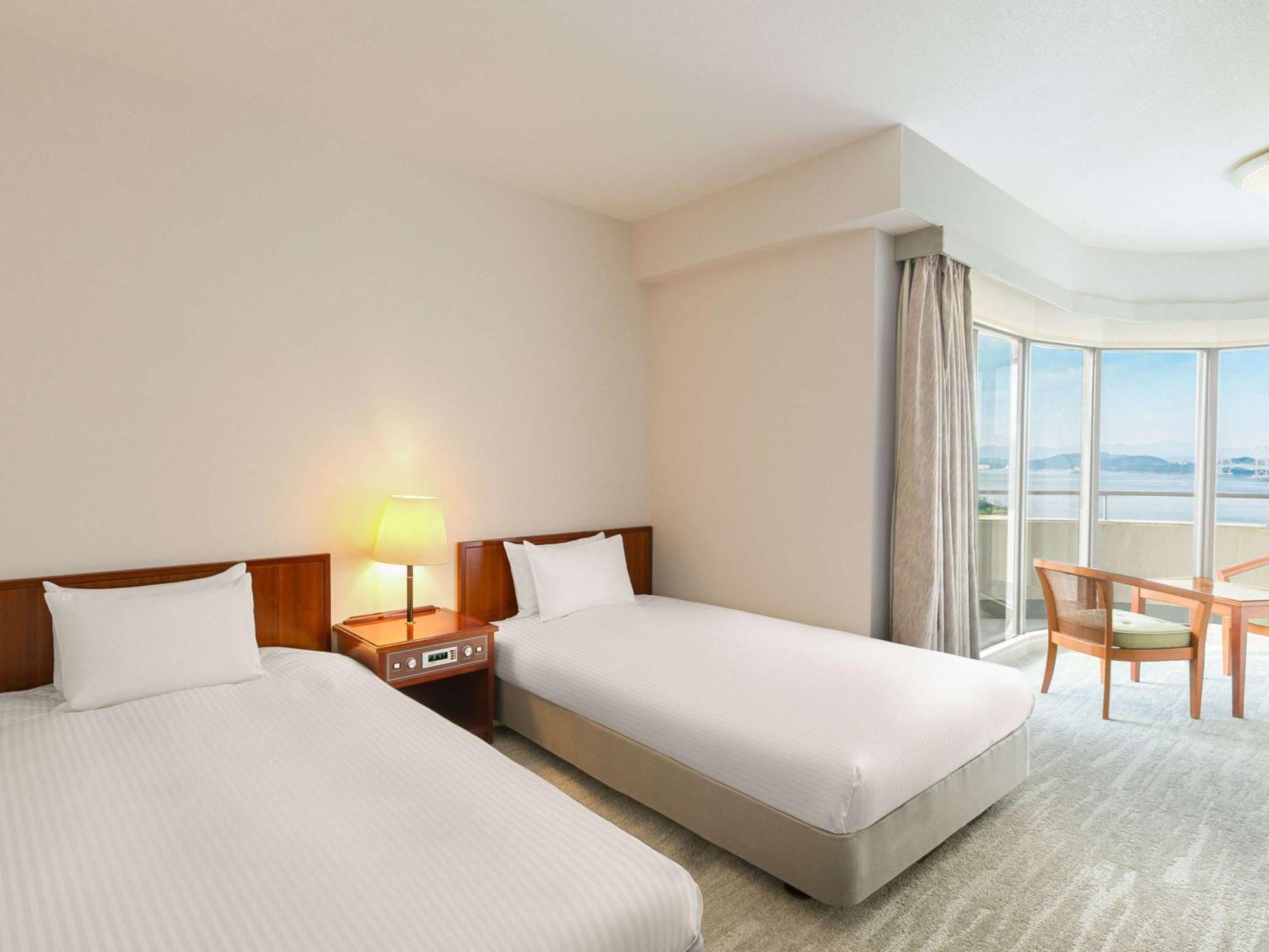 Grand Mercure Awaji Island Resort & Spa Minamiawaji Екстер'єр фото
