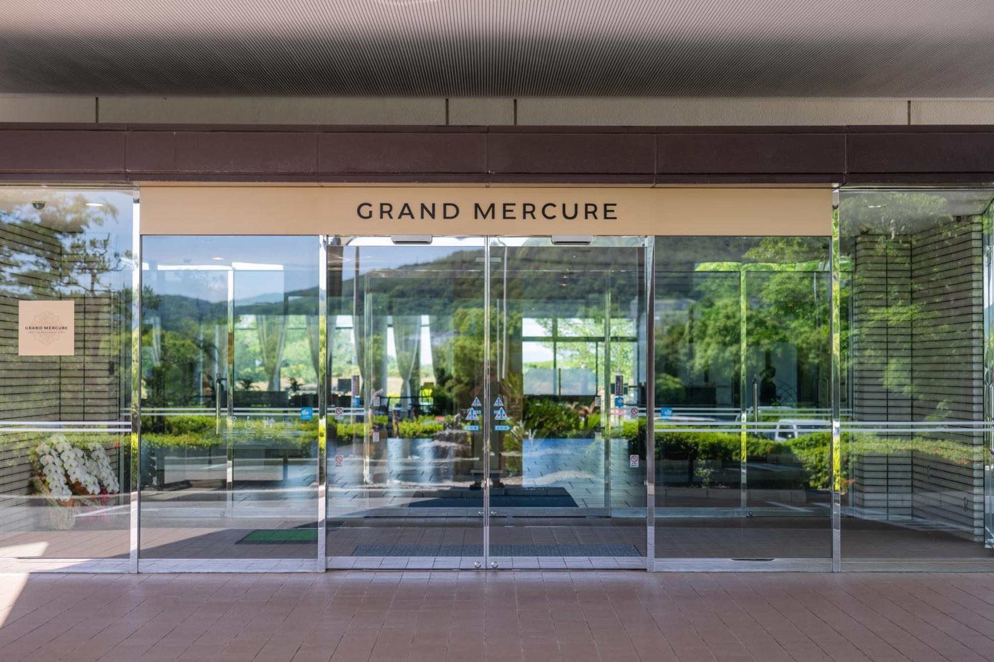 Grand Mercure Awaji Island Resort & Spa Minamiawaji Екстер'єр фото